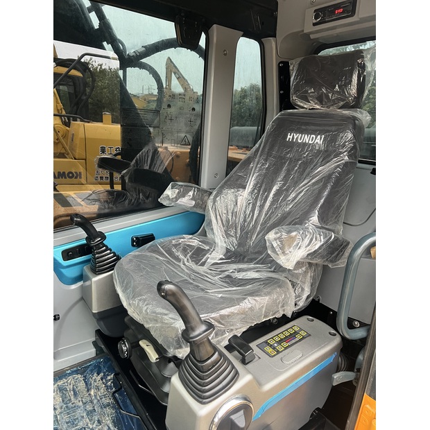 2023 هيونداي HX220HD-44041808