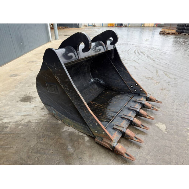 2017 فيراكتيرت CW20-44043951