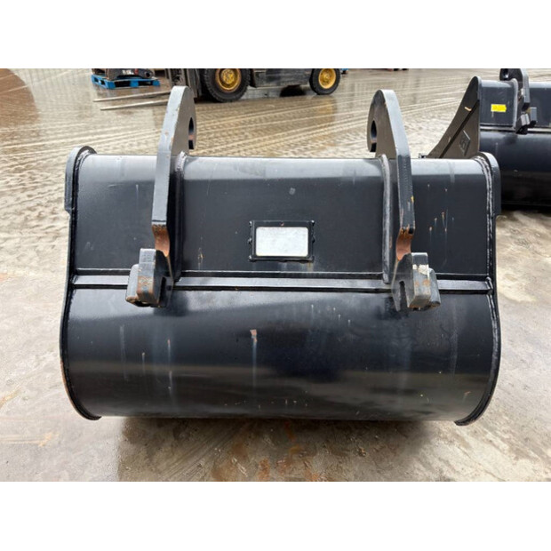 2017 فيراكتيرت CW20-44043953