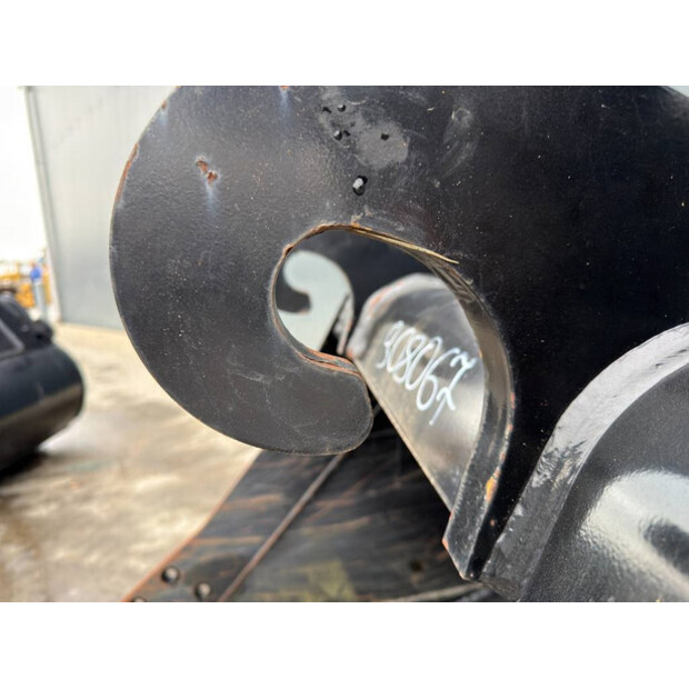 2017 فيراكتيرت CW20-44043958