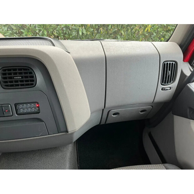 2016 DAF LF 210 FA-44044697