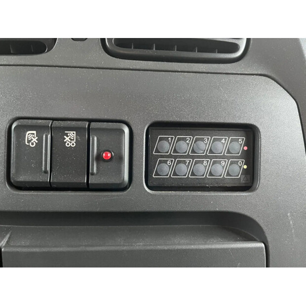 2016 DAF LF 210 FA-44044698