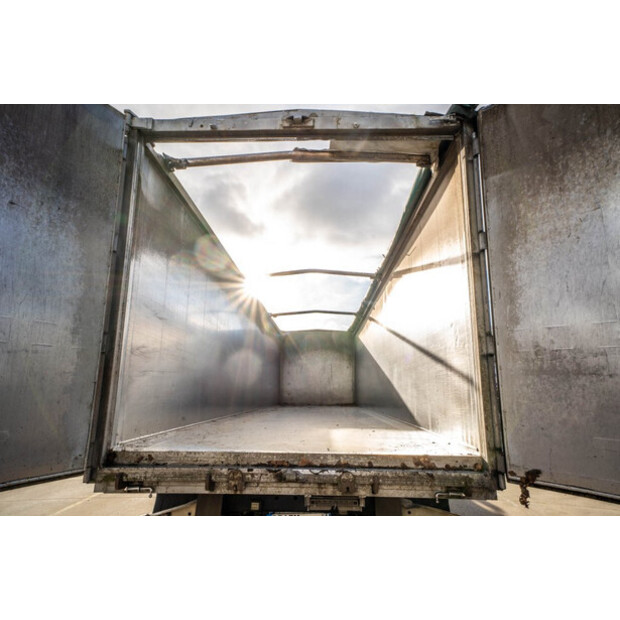 2015 ستاس S300CX-44045026