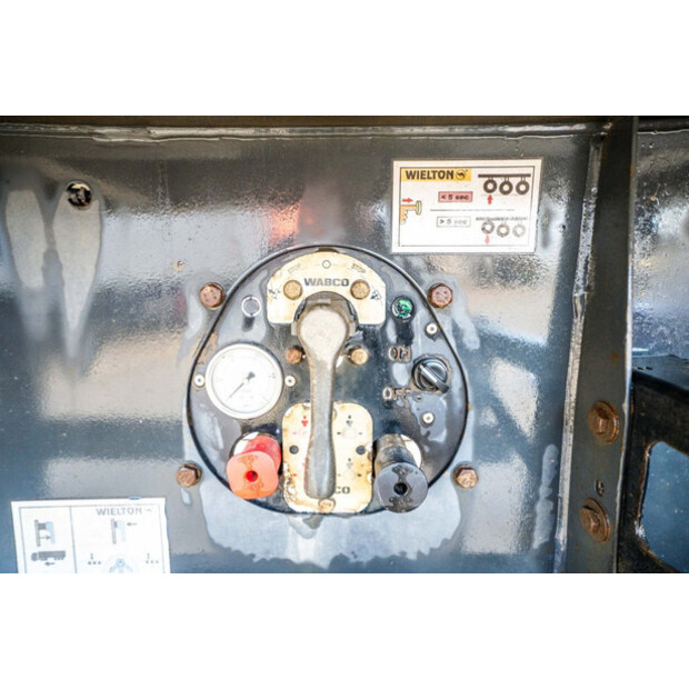 2016 ويلتون OTHERS-44045068