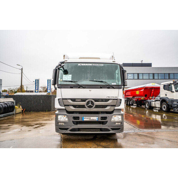 2012 مرسيدس بنز Actros 1832-44045141