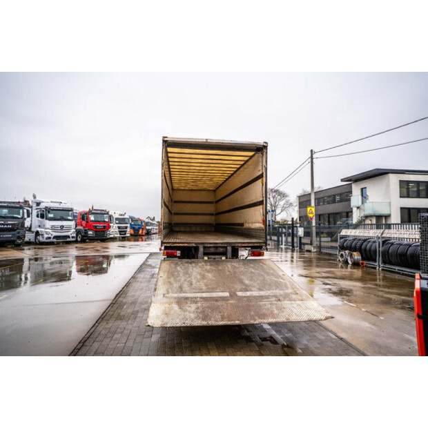 2012 مرسيدس بنز Actros 1832-44045142