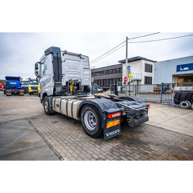 2017 فولفو FH 460-44045166