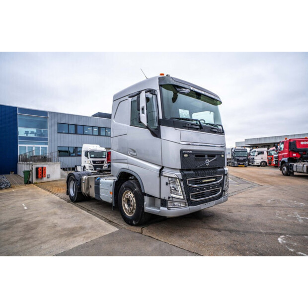 2017 فولفو FH 460-44045170