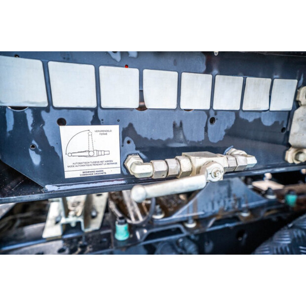 2024 MOL MOL 10 CLVN-44045275