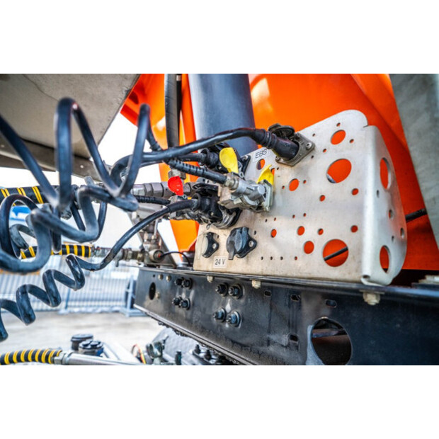 2024 MOL MOL 10 CLVN-44045277