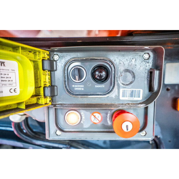 2024 MOL MOL 10 CLVN-44045279