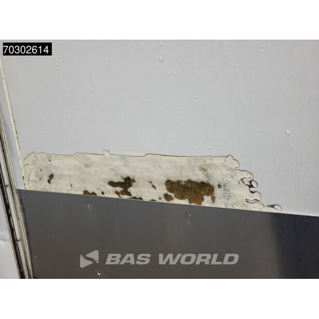 2008 Mercedes-Benz ATEGO 818-44047003