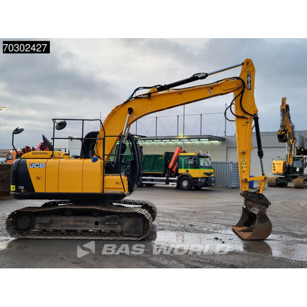 2018 JCB JS130LC-44047126