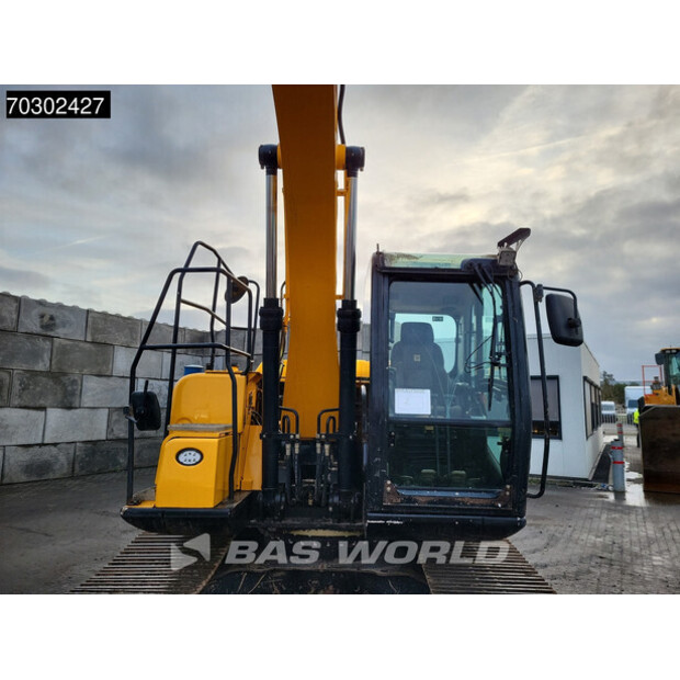 2018 JCB JS130LC-44047128