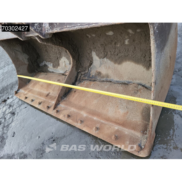 2018 JCB JS130LC-44047133