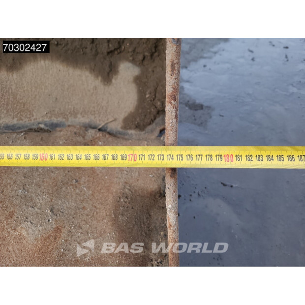 2018 JCB JS130LC-44047134