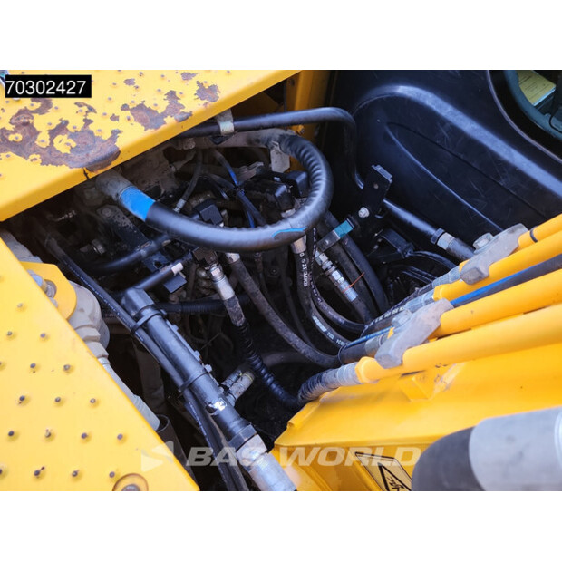 2018 JCB JS130LC-44047149