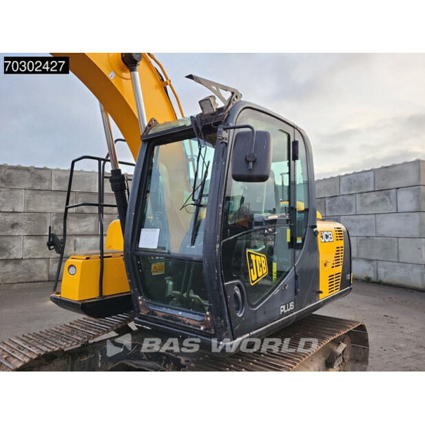 2018 JCB JS130LC-44047153