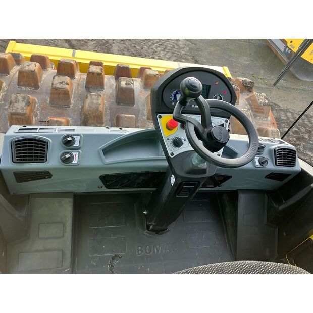 BOMAG BW 213 PDH-5-44047429