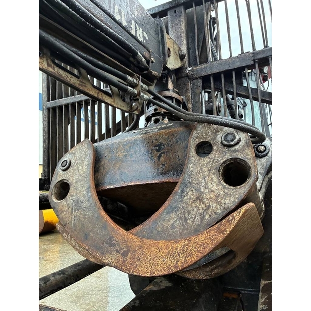 2011 Komatsu 4-44051360