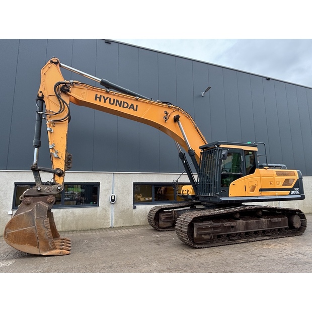 2019 Hyundai HX300L-44053831