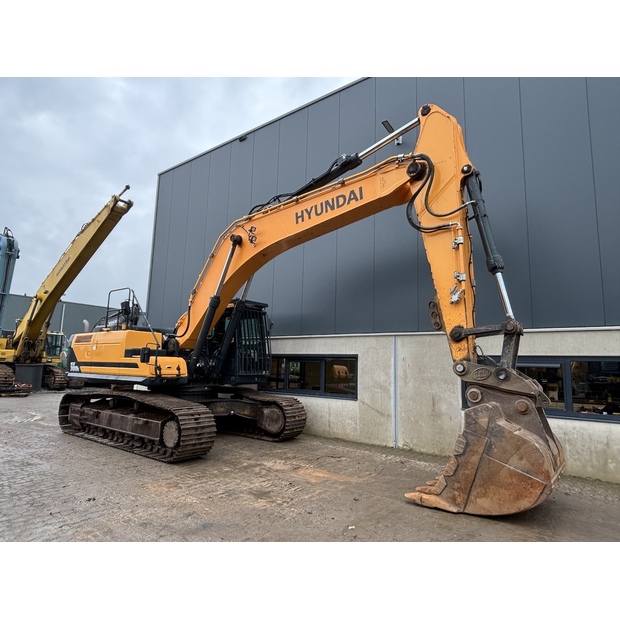 2019 Hyundai HX300L-44053837