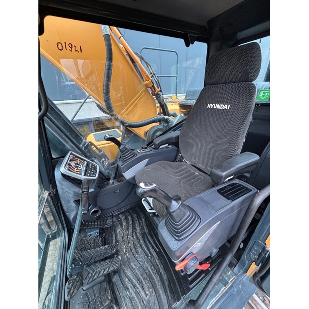 2019 Hyundai HX300L-44053845