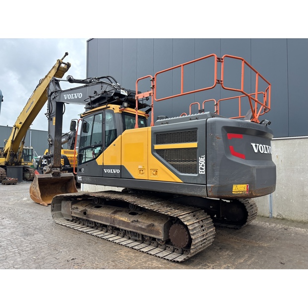 2020 فولفو EC250EL-44053909