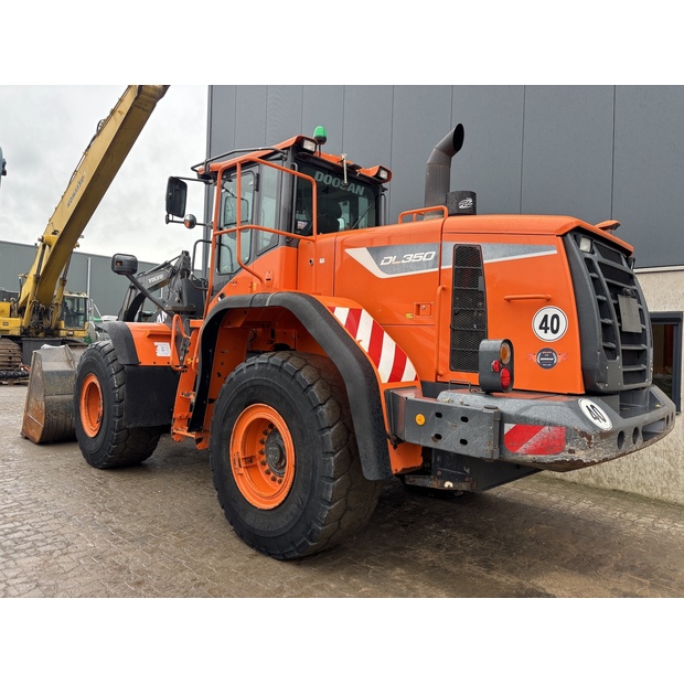 2018 دووسان DL350-5-44053995