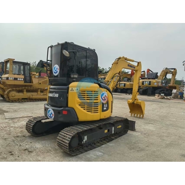كوماتسو PC55MR-2-44054274