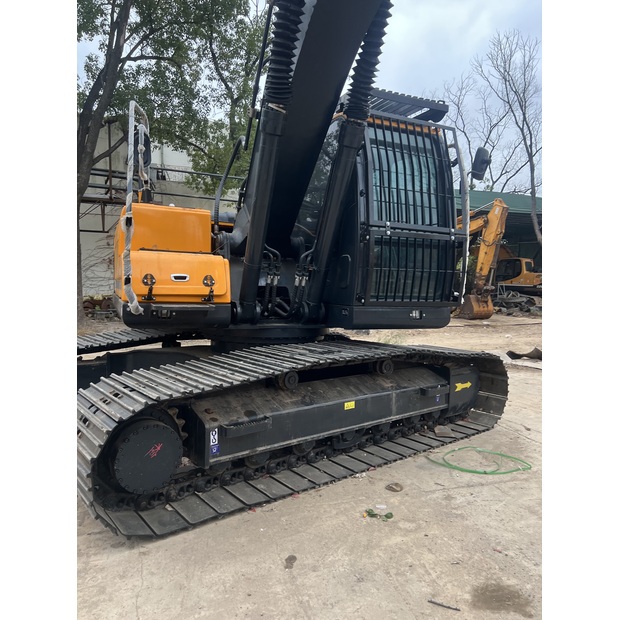 2023 Hyundai HX220HD-44060498