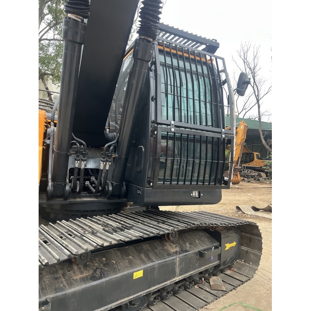 2023 Hyundai HX220HD-44060501