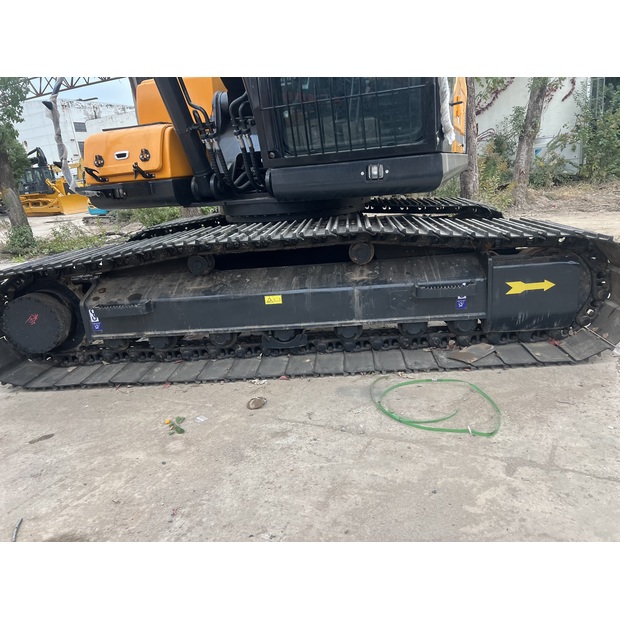 2023 Hyundai HX220HD-44060511