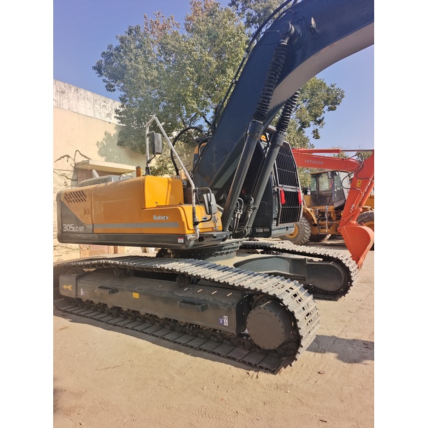 2023 Hyundai 305LC-9T-44062190