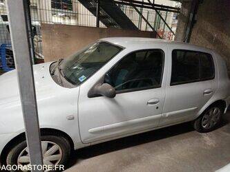 2007-renault-clio-1390601-44062273