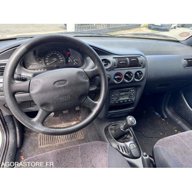 1998 Ford Escort-44062309