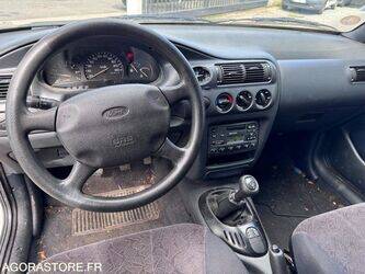 1998-ford-escort-1390608-44062309