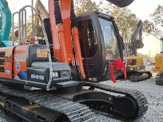 صورة ل حفارات مجنزرة 2023 هيتاشى ZX130-5A