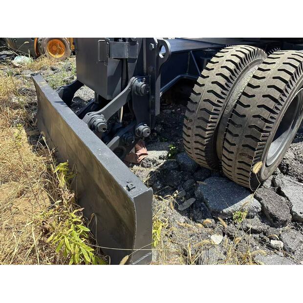 2022 هيتاشى ZX130-44062876