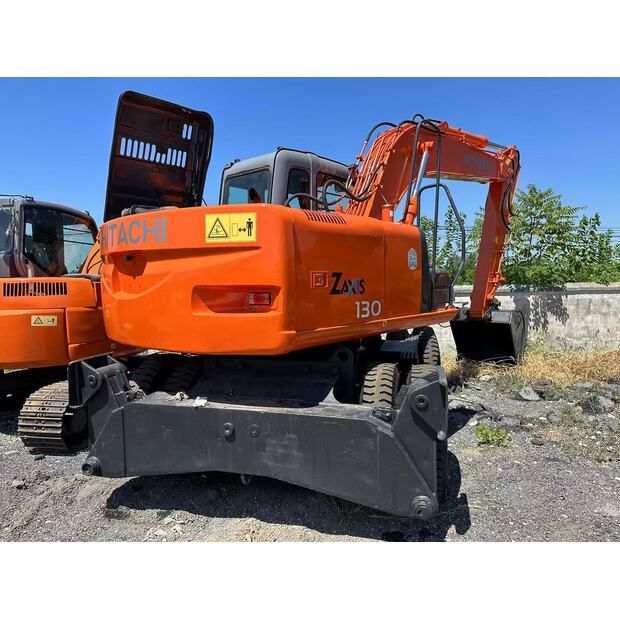 2022 هيتاشى ZX130-44062877