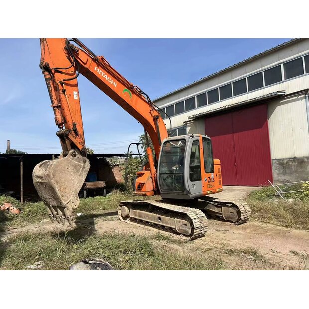 2021 هيتاشى ZX135-44062886