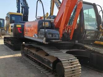 صورة ل حفارات مجنزرة 2023 هيتاشى ZX160