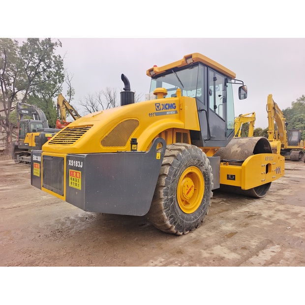 2023 اكس سي ام جي XS183J-44062898