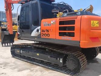 صورة ل حفارات 2024 هيتاشى ZX200