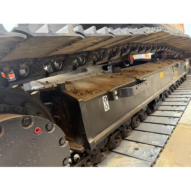 2024 هيتاشى ZX210-44062943