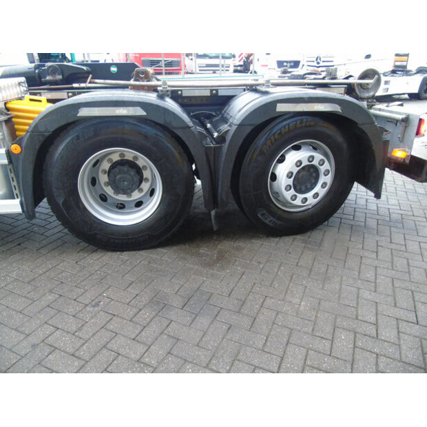 2024 Mercedes-Benz ACTROS 2548-44063173