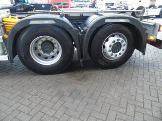 2024-mercedes-benz-actros-2548-44063173