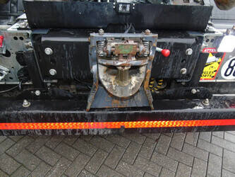 2024-mercedes-benz-actros-2548-44063182