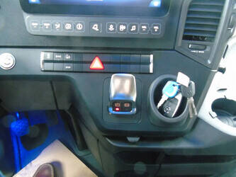 2024-mercedes-benz-actros-2548-44063212