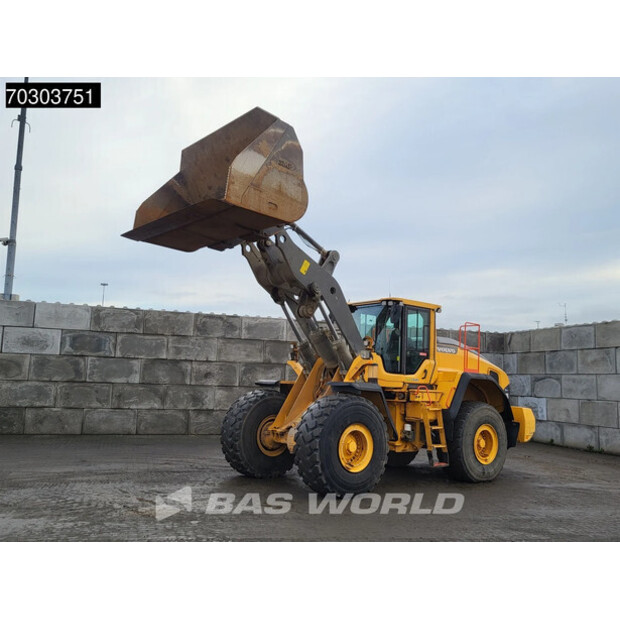 2017 فولفو L180H-44063884